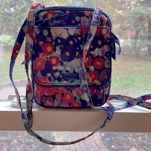 Vera Bradley floral patterned crossbody purse